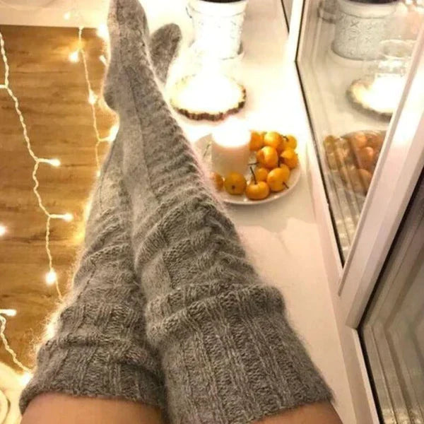 Extra long winter socks - Keep your feet warm 